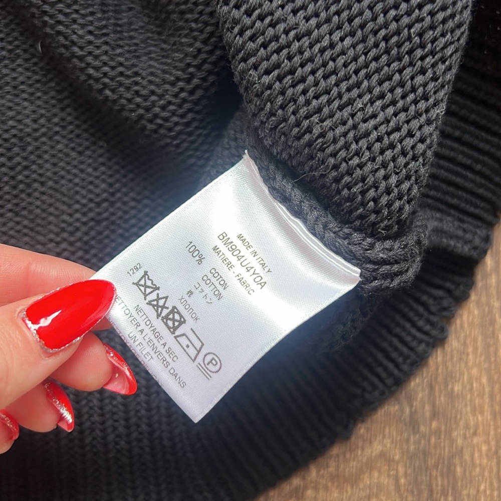 Givenchy Sweater - Picture 5 of 9